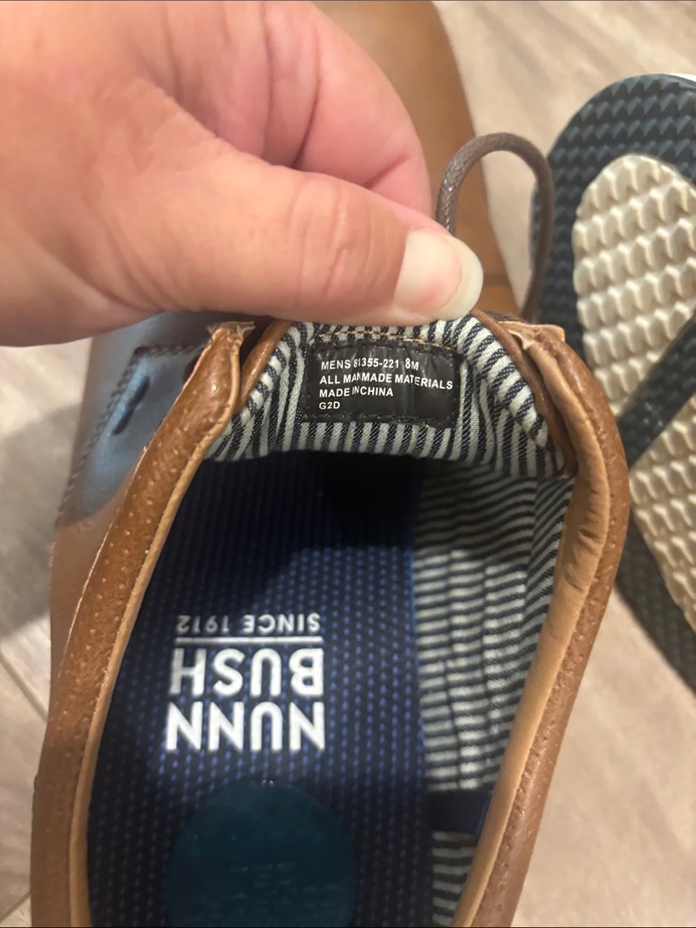 Nunn Bush Tan Lace-Up Derby Dress Shoes